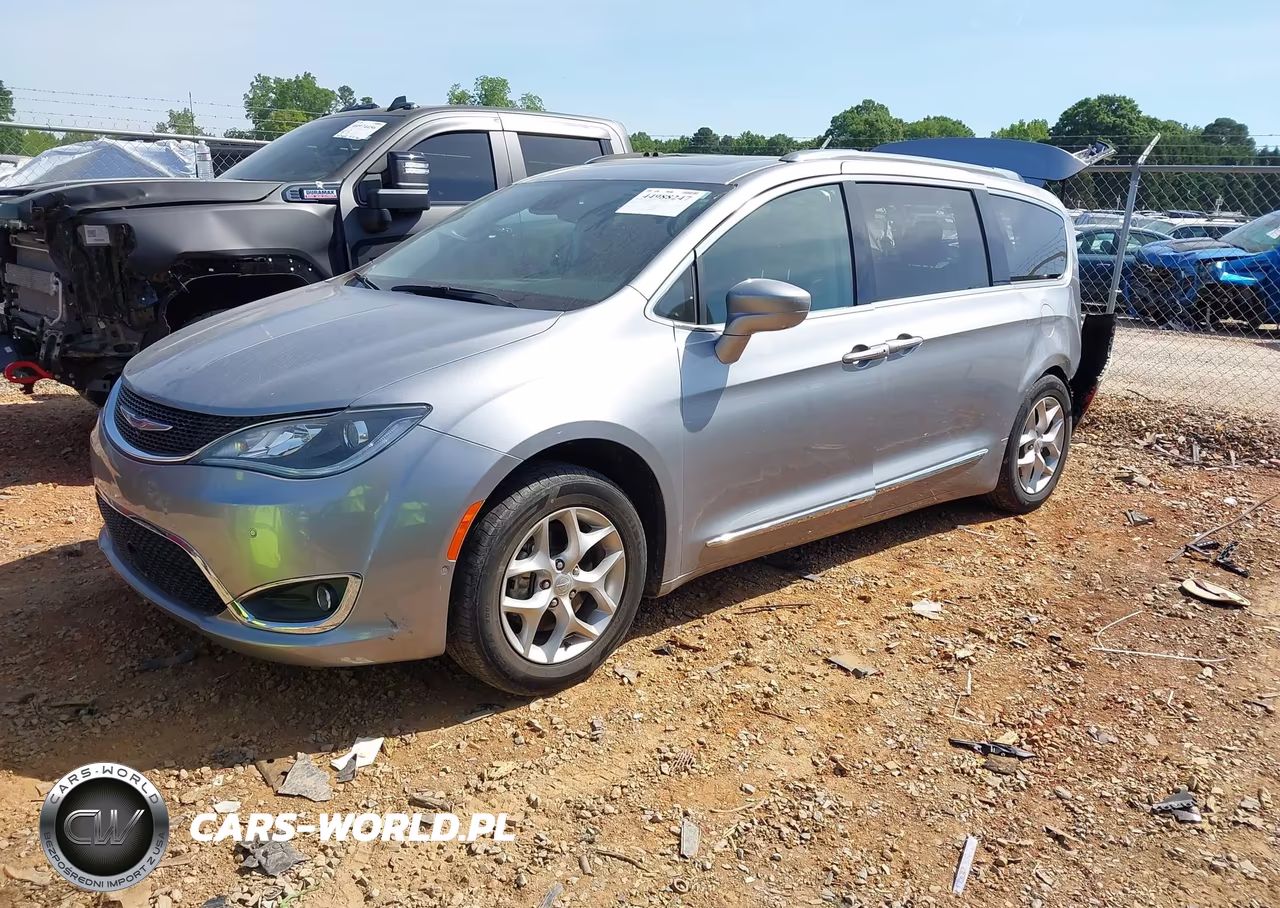 2019 Chrysler Pacifica Touring L Plus VIN:2C4RC1EGXKR629798 - 2