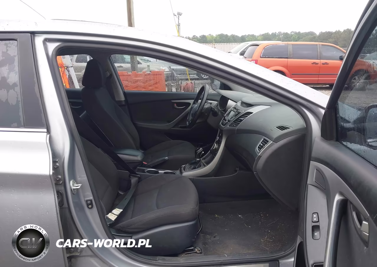 2016 Hyundai Elantra Value Edition VIN:KMHDH4AE6GU479549 - 5