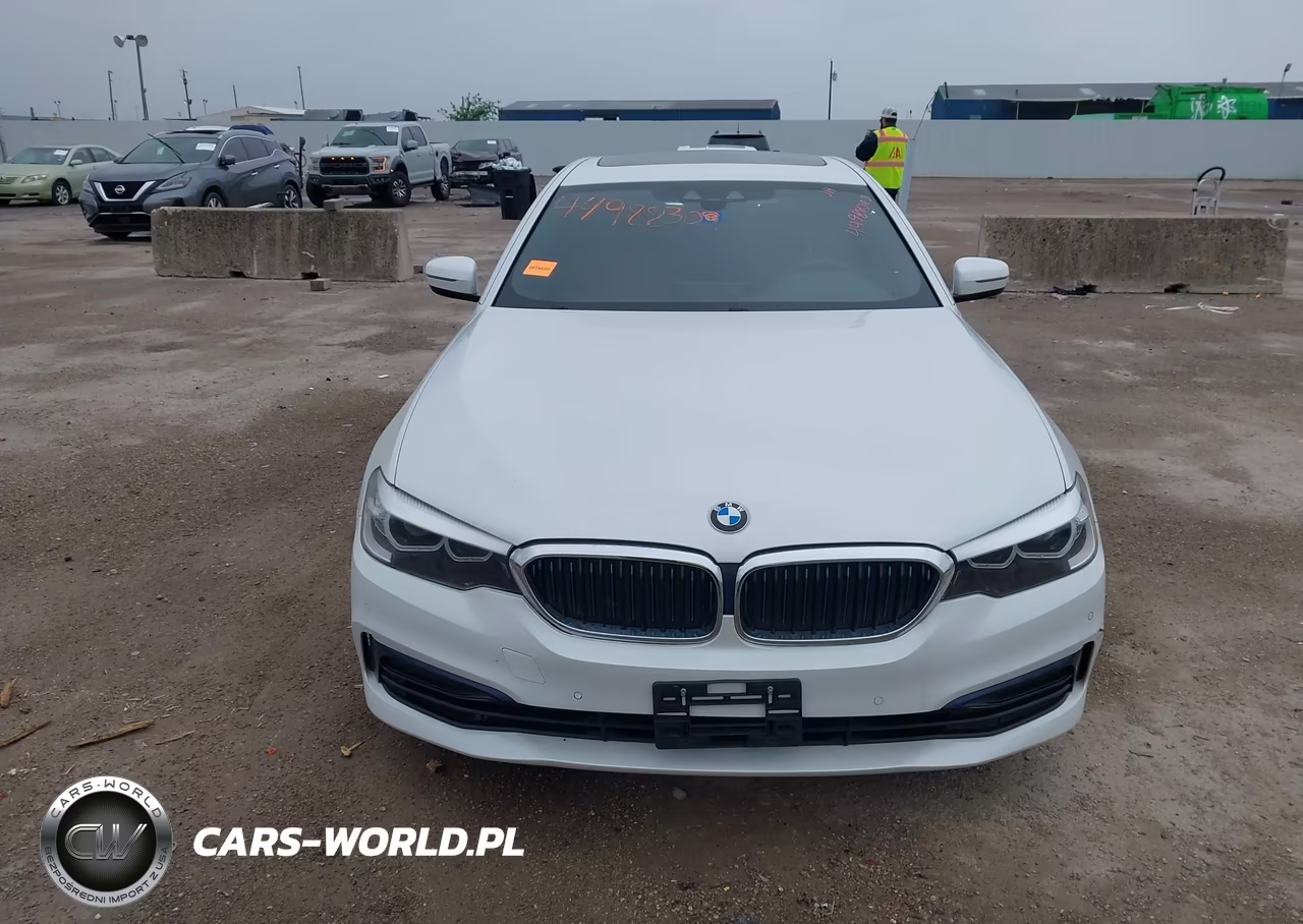 2019 BMW 530E Iperformance VIN:WBAJA9C5XKB389277 - 12