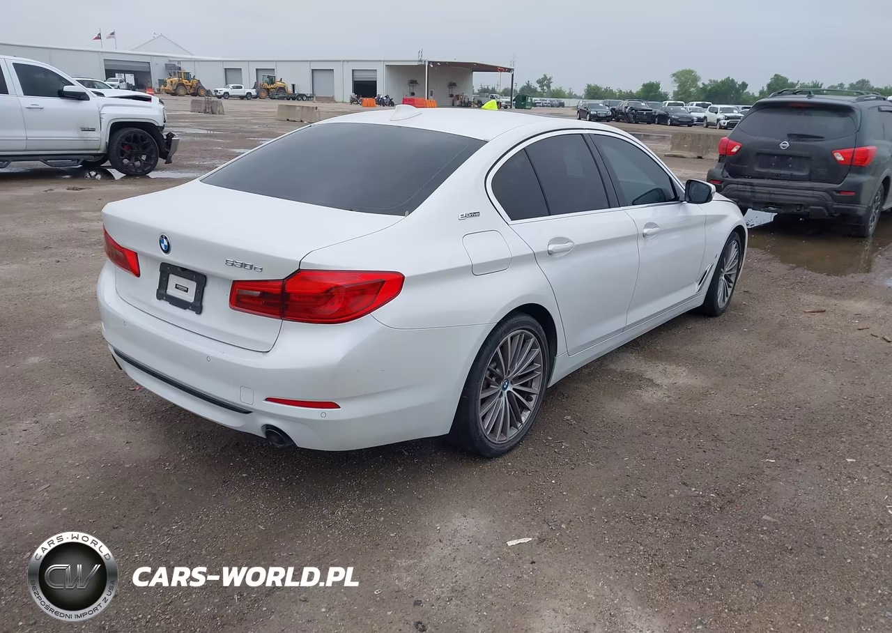 2019 BMW 530E Iperformance VIN:WBAJA9C5XKB389277 - 4