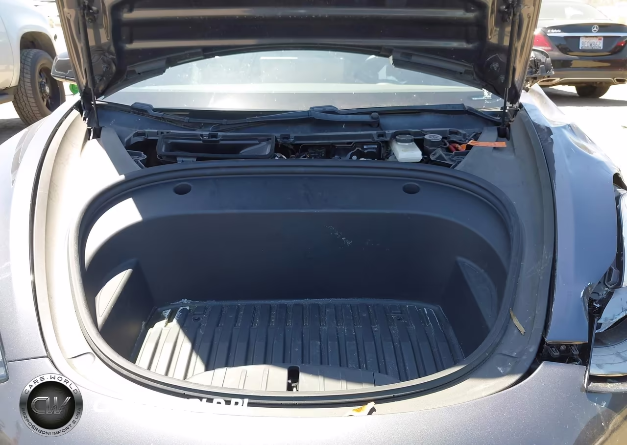 2021 Tesla Model 3 Standard Range Plus Rear-Wheel Drive VIN:5YJ3E1EA3MF014536 - 10