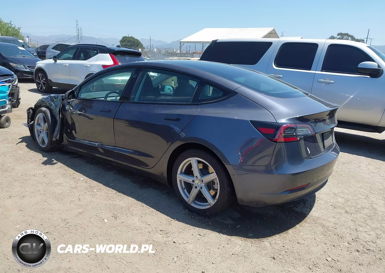 2021 Tesla Model 3 Standard Range Plus Rear-Wheel Drive VIN:5YJ3E1EA3MF014536 - 3