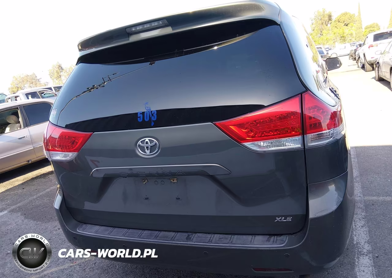 2011 Toyota Sienna Xle V6 VIN:5TDYK3DCXBS062198 - 16