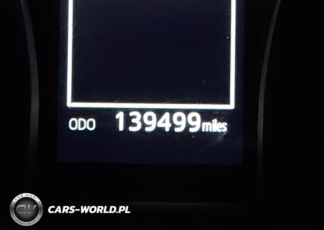 2018 Toyota Camry Le VIN:4T1B11HKXJU029920 - 16