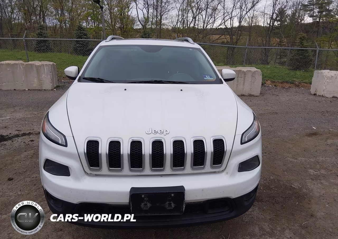 2015 Jeep Cherokee Latitude VIN:1C4PJMCB9FW758246 - 12