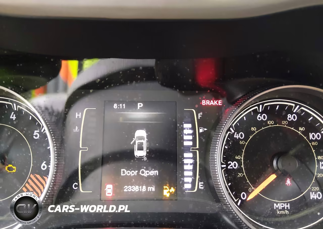 2015 Jeep Cherokee Latitude VIN:1C4PJMCB9FW758246 - 15
