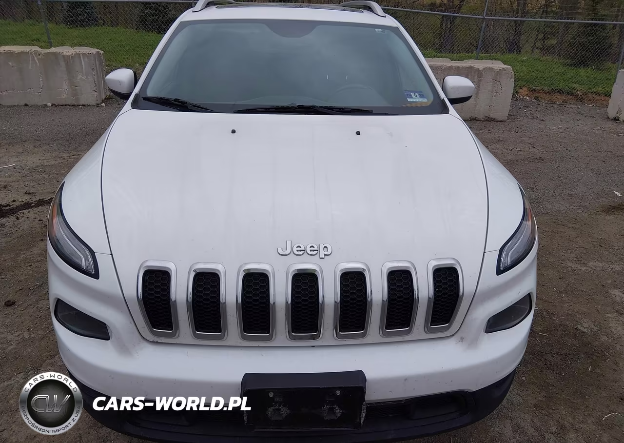 2015 Jeep Cherokee Latitude VIN:1C4PJMCB9FW758246 - 6