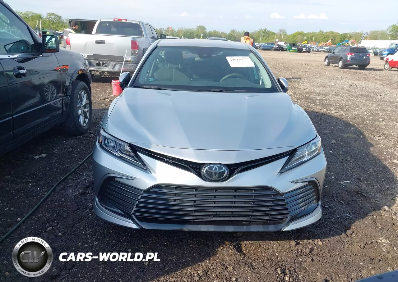 2024 Toyota Camry Le VIN:4T1C11AK8RU236168 - 12