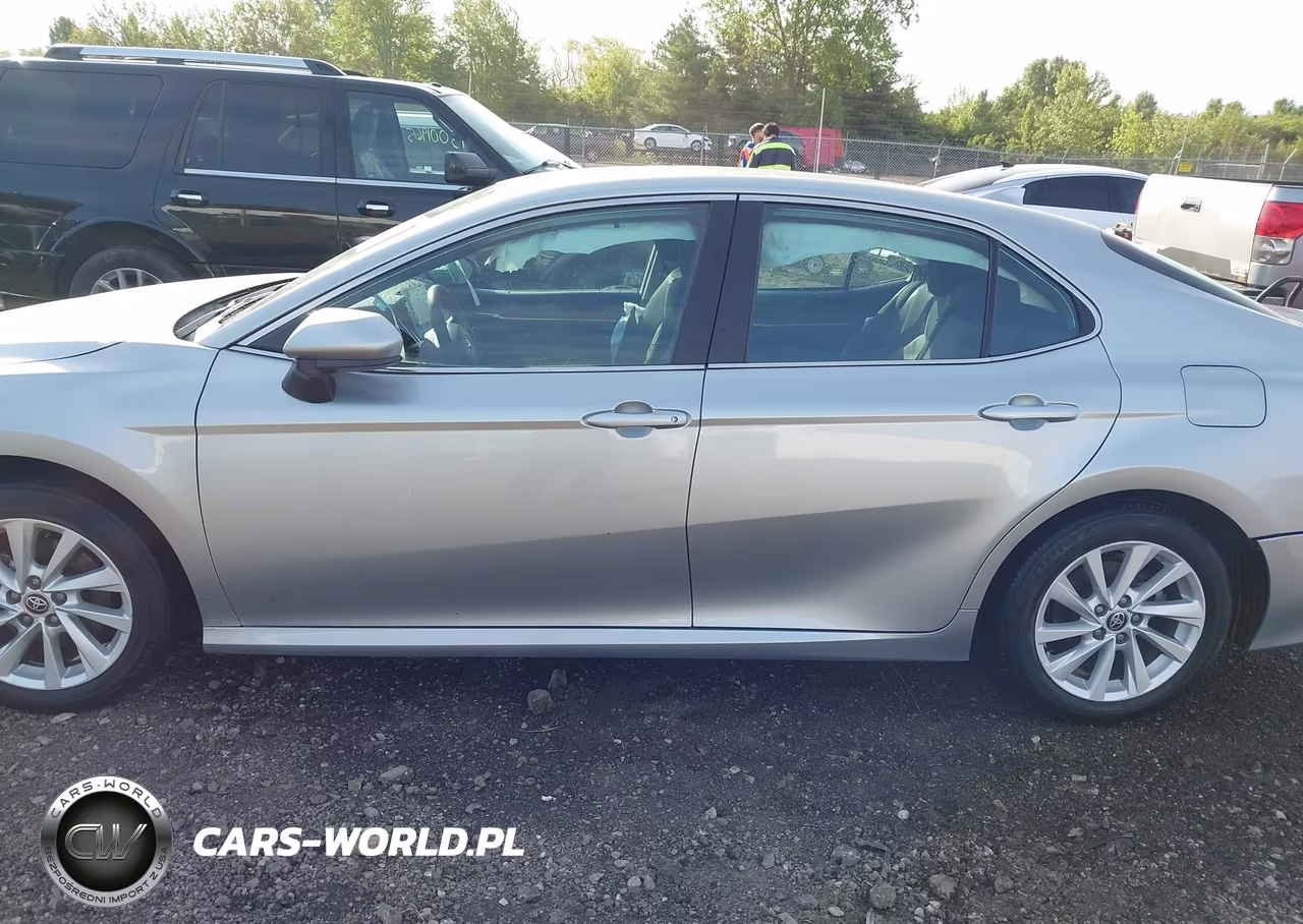 2024 Toyota Camry Le VIN:4T1C11AK8RU236168 - 14