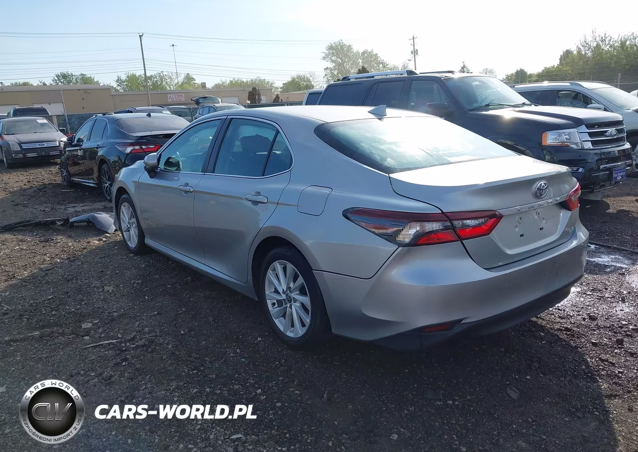 2024 Toyota Camry Le VIN:4T1C11AK8RU236168 - 3
