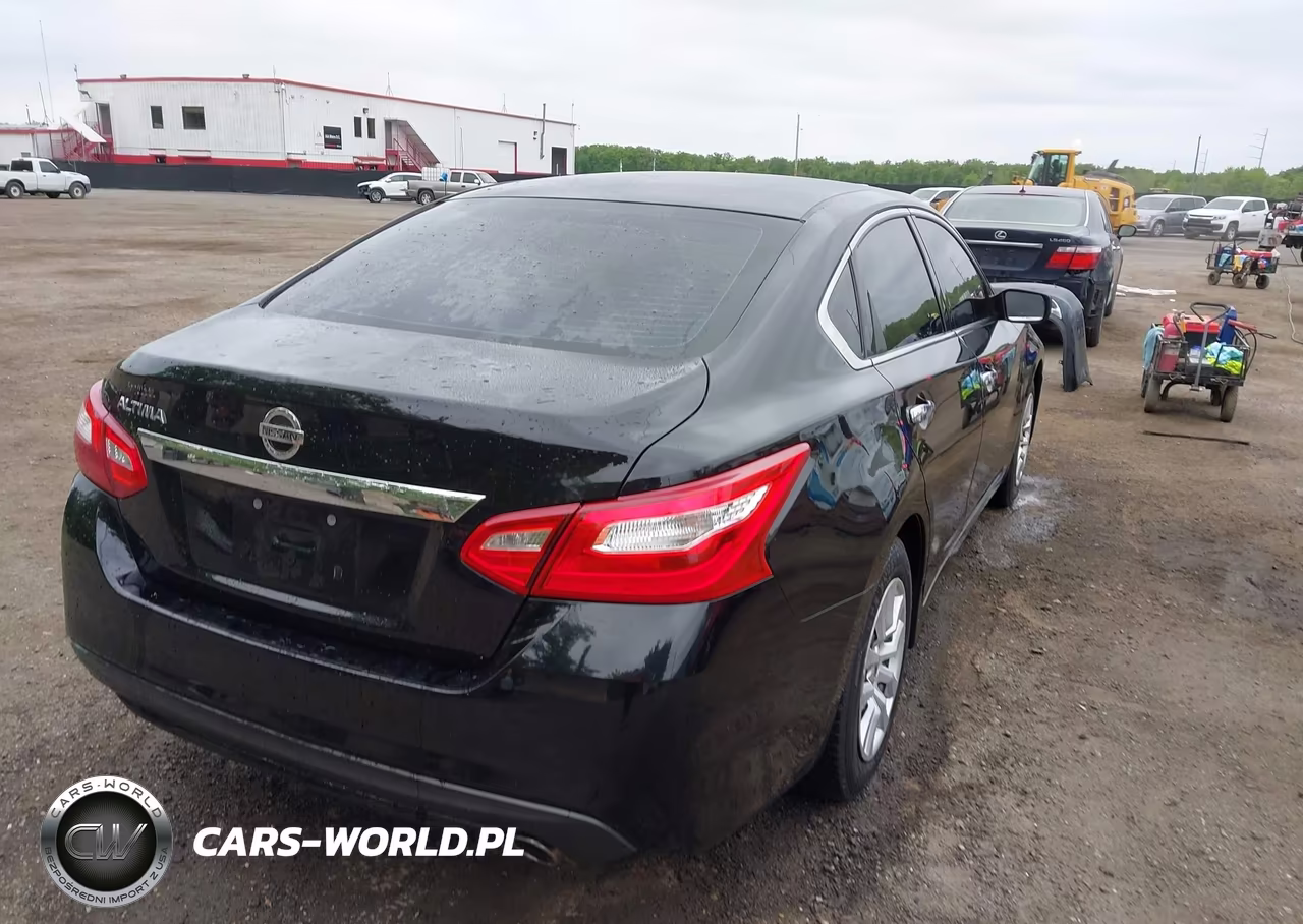2017 Nissan Altima 2.5 S VIN:1N4AL3AP9HC296600 - 4