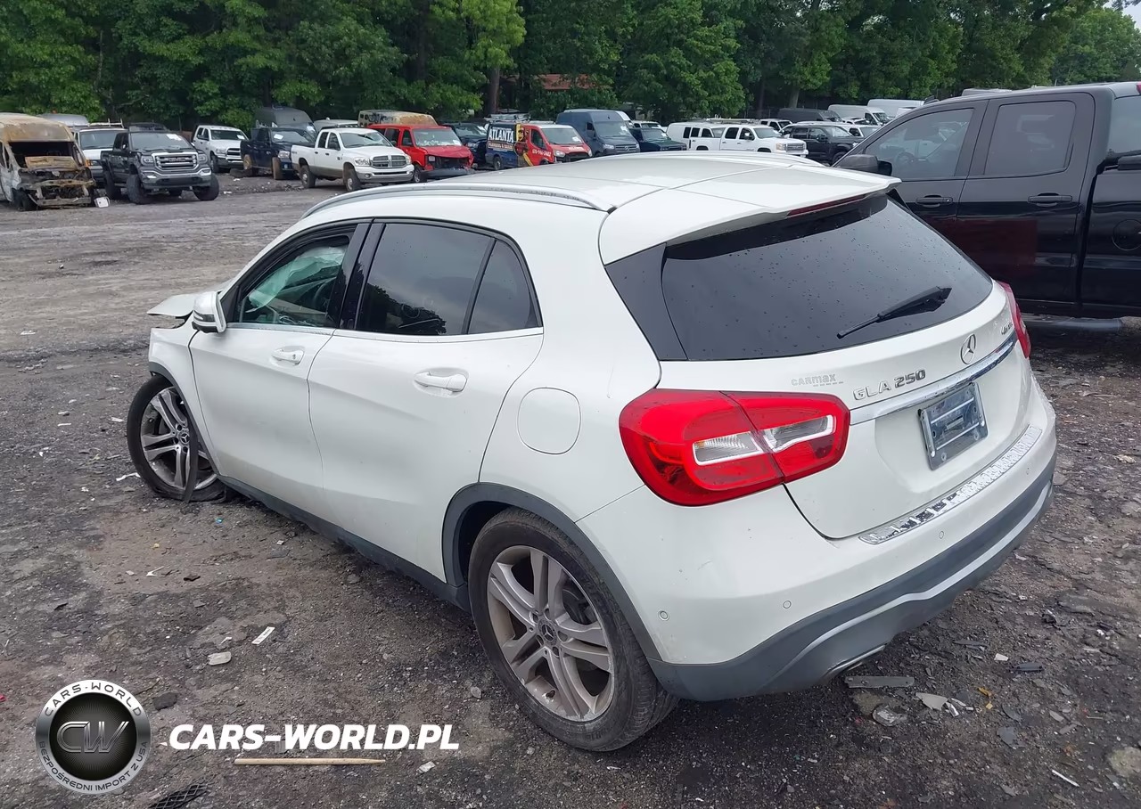 2018 Mercedes-Benz Gla 250 4Matic VIN:WDCTG4GB3JJ468222 - 3