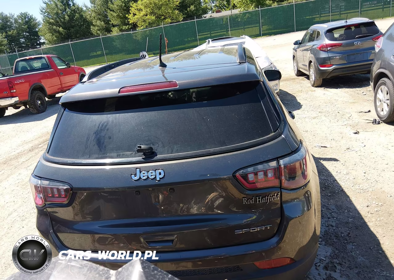 2018 Jeep Compass Sport Fwd VIN:3C4NJCAB0JT335249 - 16