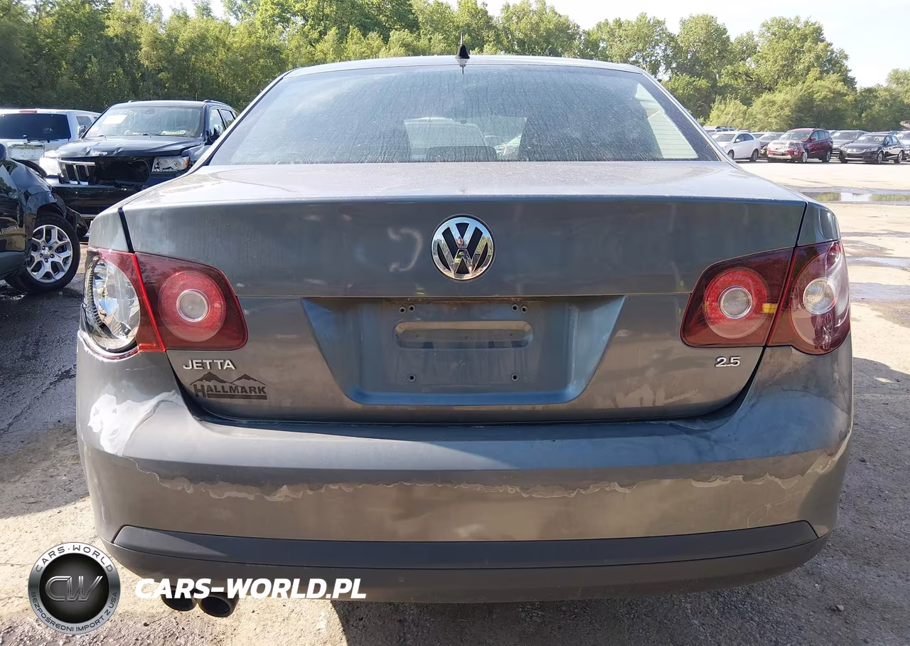 2010 Volkswagen Jetta Limited Edition VIN:3VWRX7AJ2AM127069 - 18