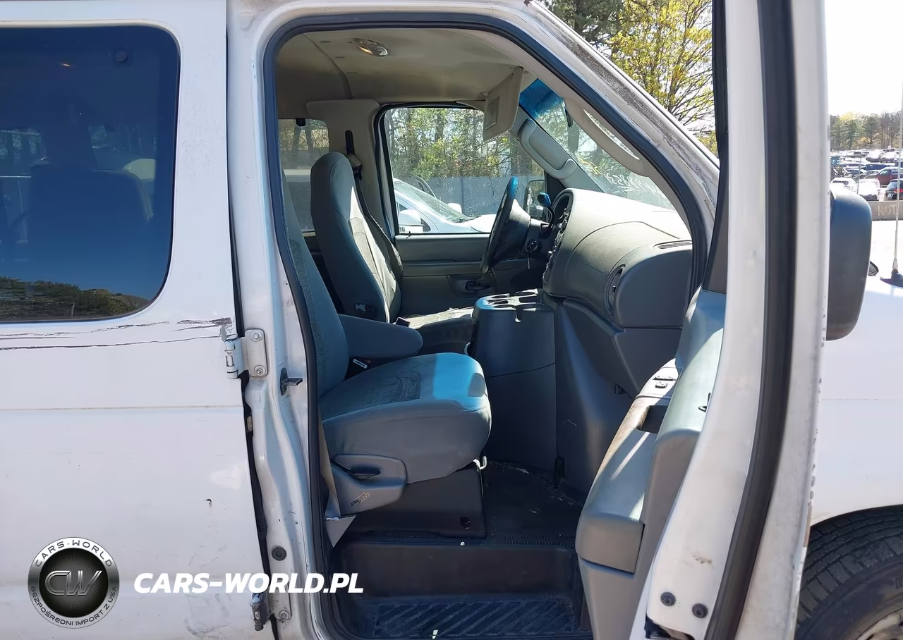 2005 Ford E-150 Chateau-Xl-Xlt VIN:1FMRE11L75HB18882 - 5