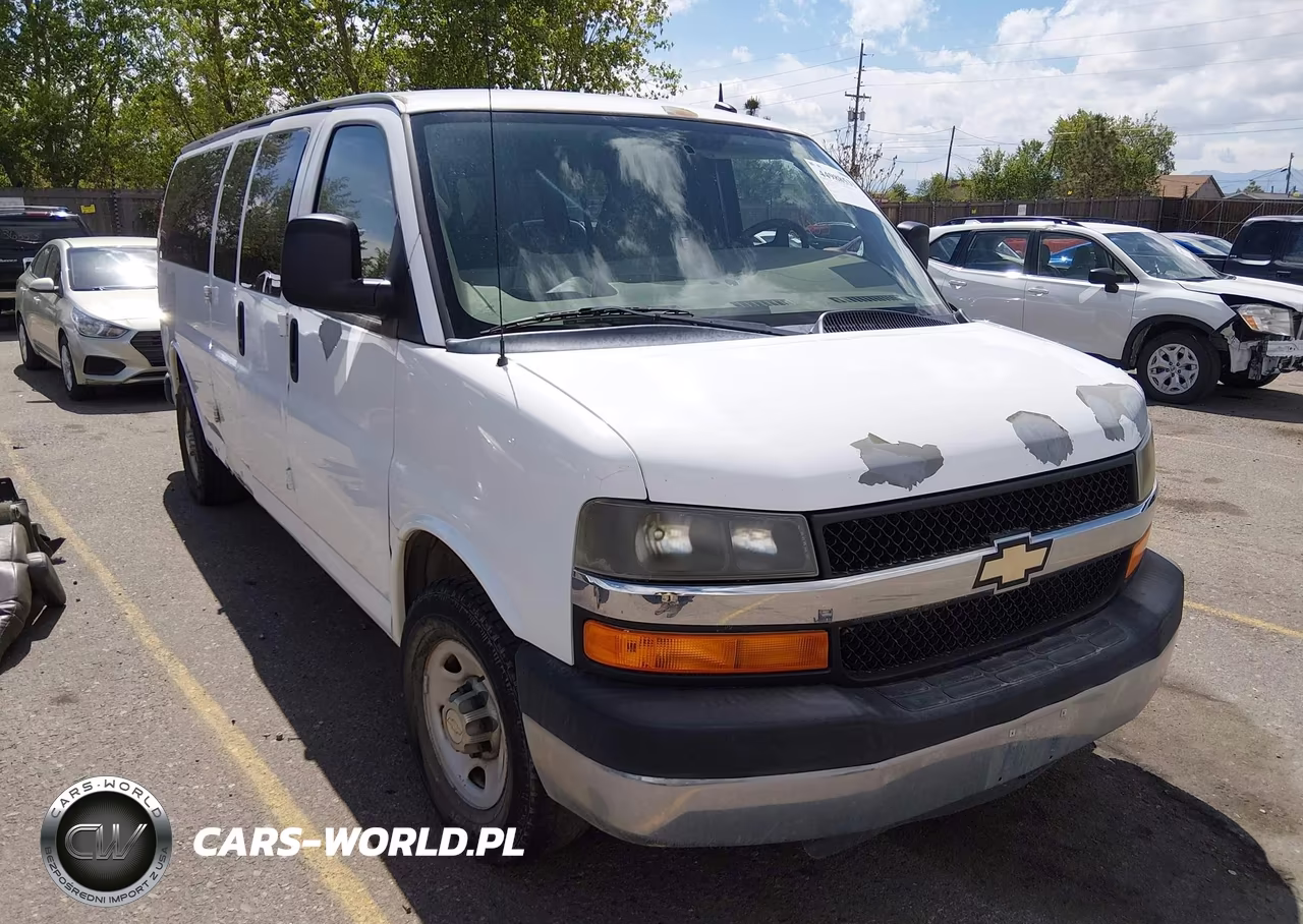 2011 Chevrolet Express 3500 Lt
