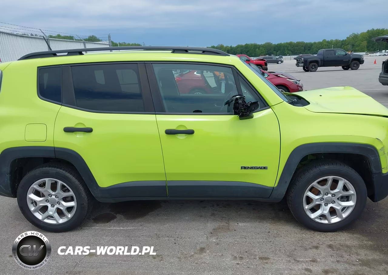 2018 Jeep Renegade Sport 4X4 VIN:ZACCJBAB9JPJ22094 - 13