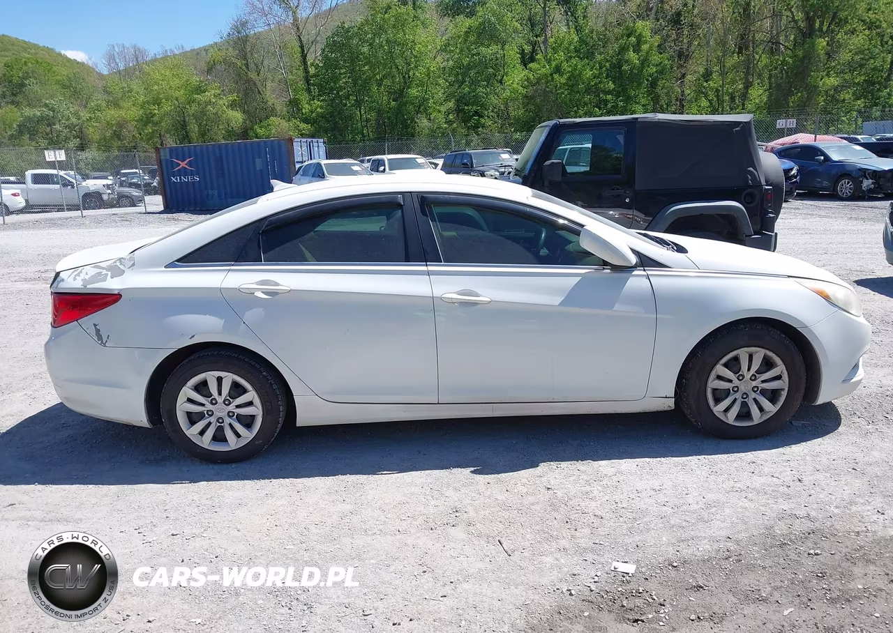 2011 Hyundai Sonata Gls VIN:5NPEB4ACXBH212703 - 12