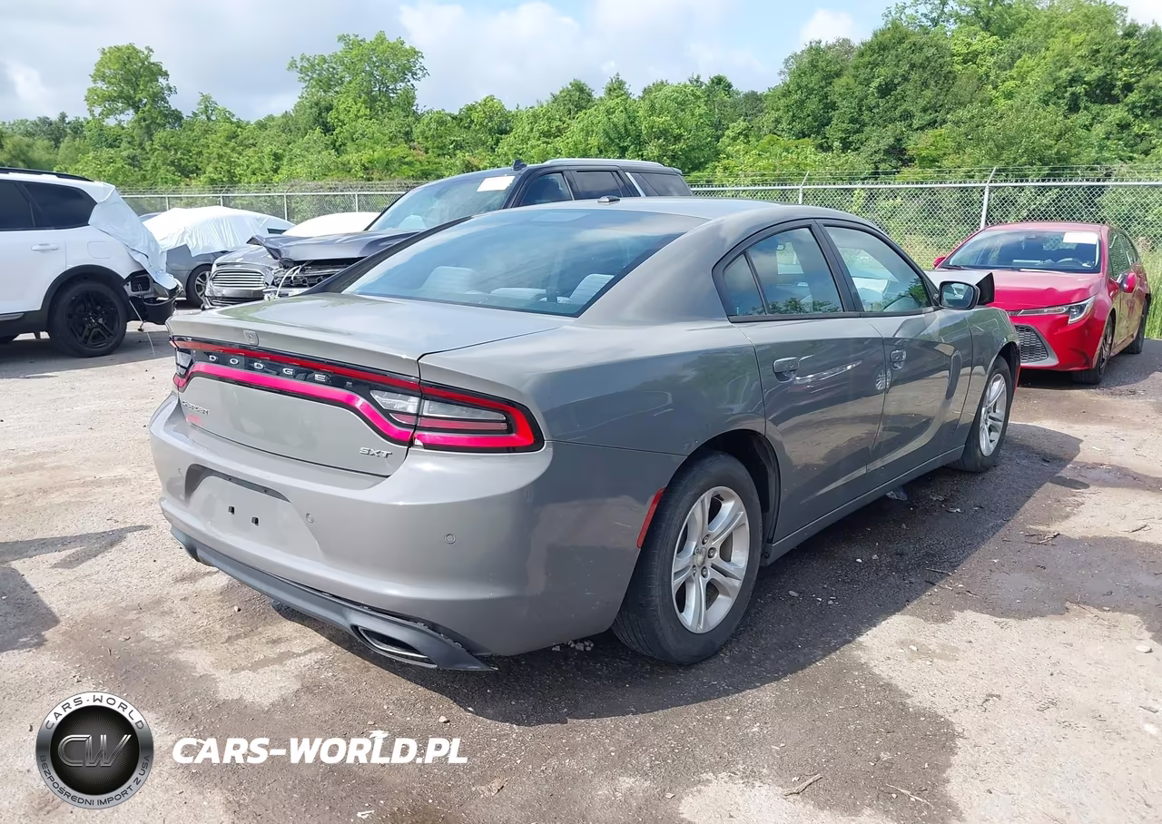 2018 Dodge Charger Sxt Rwd VIN:2C3CDXBG2JH238938 - 4
