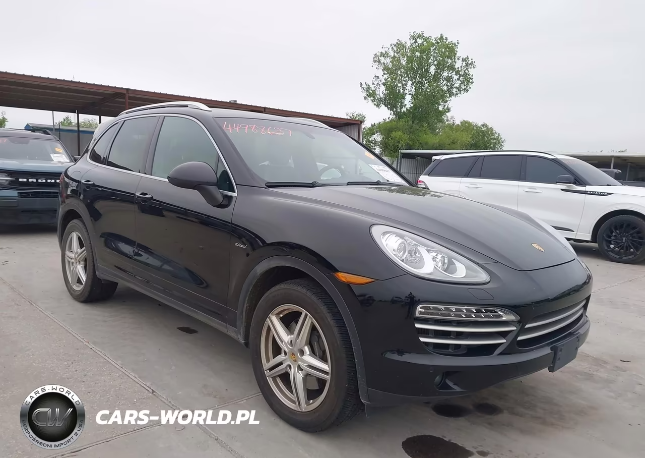 2014 Porsche Cayenne Diesel Platinum Edition