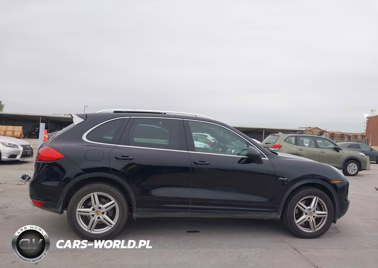 2014 Porsche Cayenne Diesel Platinum Edition VIN:WP1AF2A21ELA45709 - 13