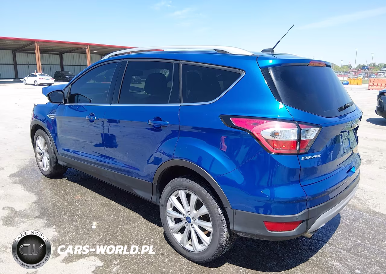 2017 Ford Escape Titanium VIN:1FMCU0J98HUC78935 - 3