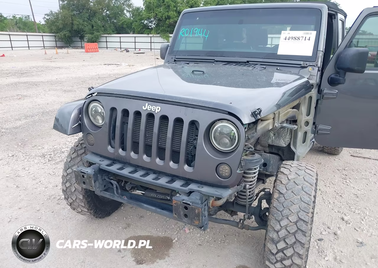 2017 Jeep Wrangler Unlimited Sport 4X4 VIN:1C4BJWDG9HL738454 - 6