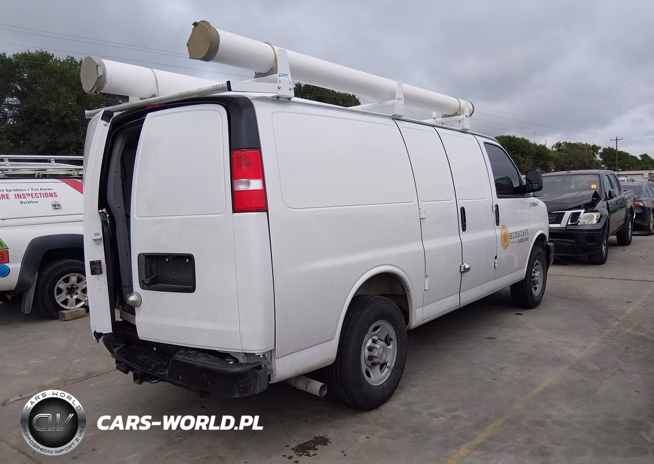 2025 Chevrolet Express Cargo Rwd 2500 Regular Wheelbase Wt VIN:1GCWGAF78S1270672 - 4