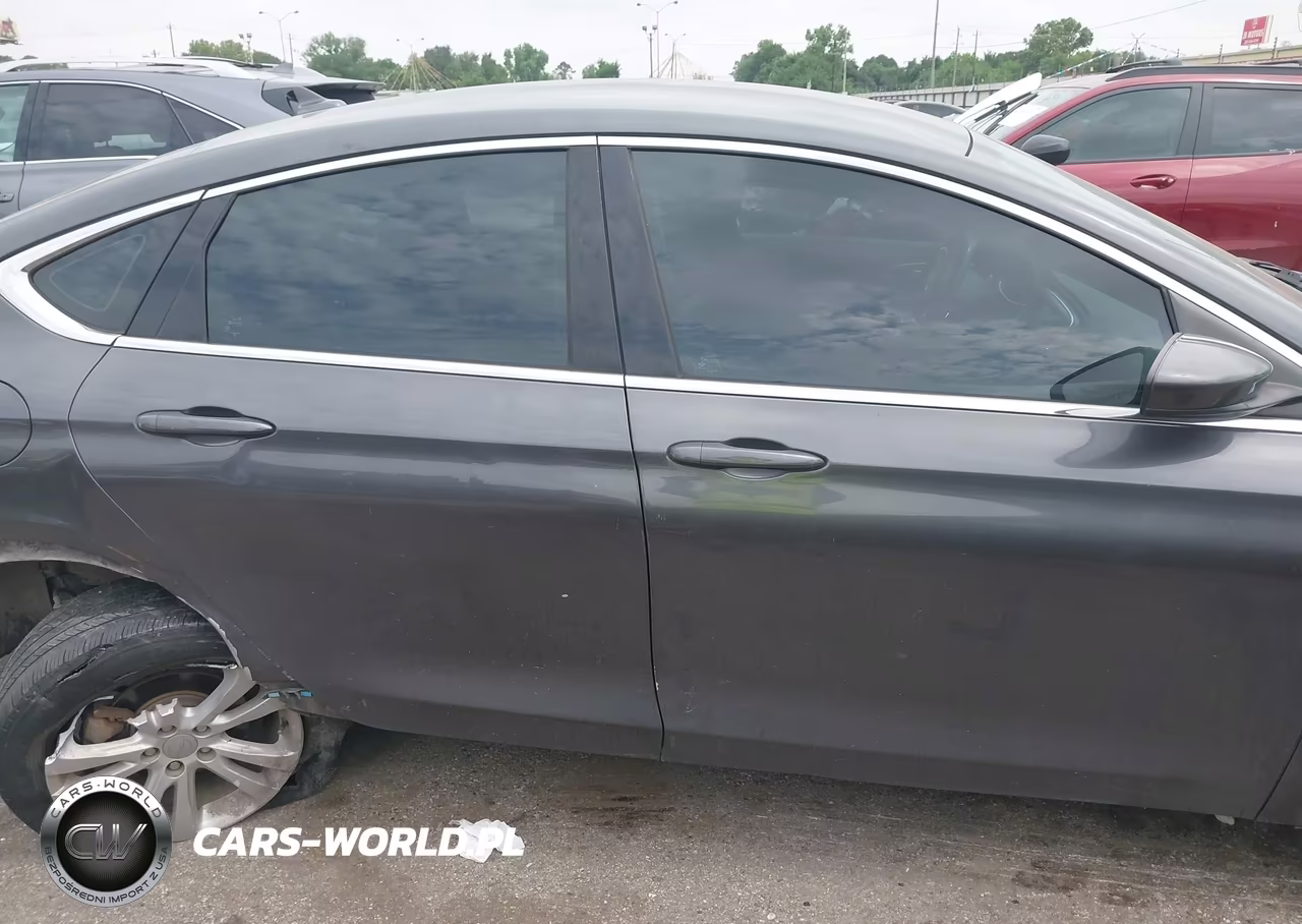 2016 Chrysler 200 Limited Platinum VIN:1C3CCCAG9GN100939 - 12