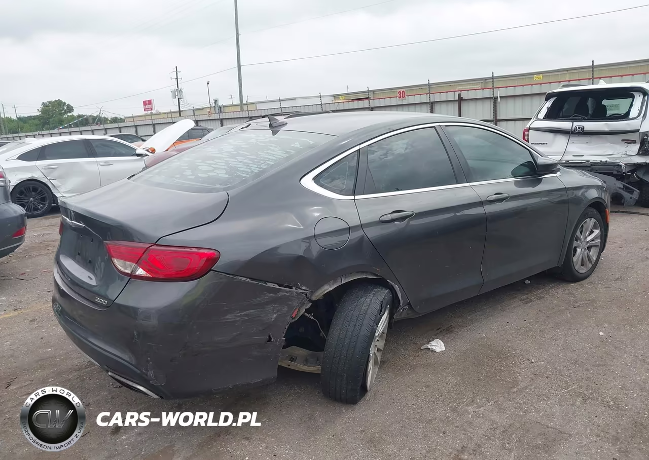 2016 Chrysler 200 Limited Platinum VIN:1C3CCCAG9GN100939 - 4