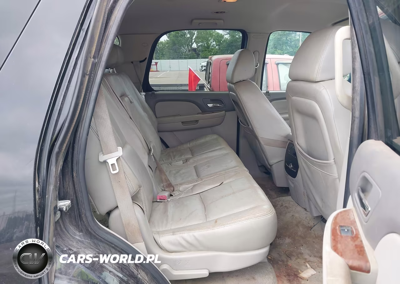2007 GMC Yukon Sle VIN:1GKFK13097R118421 - 8