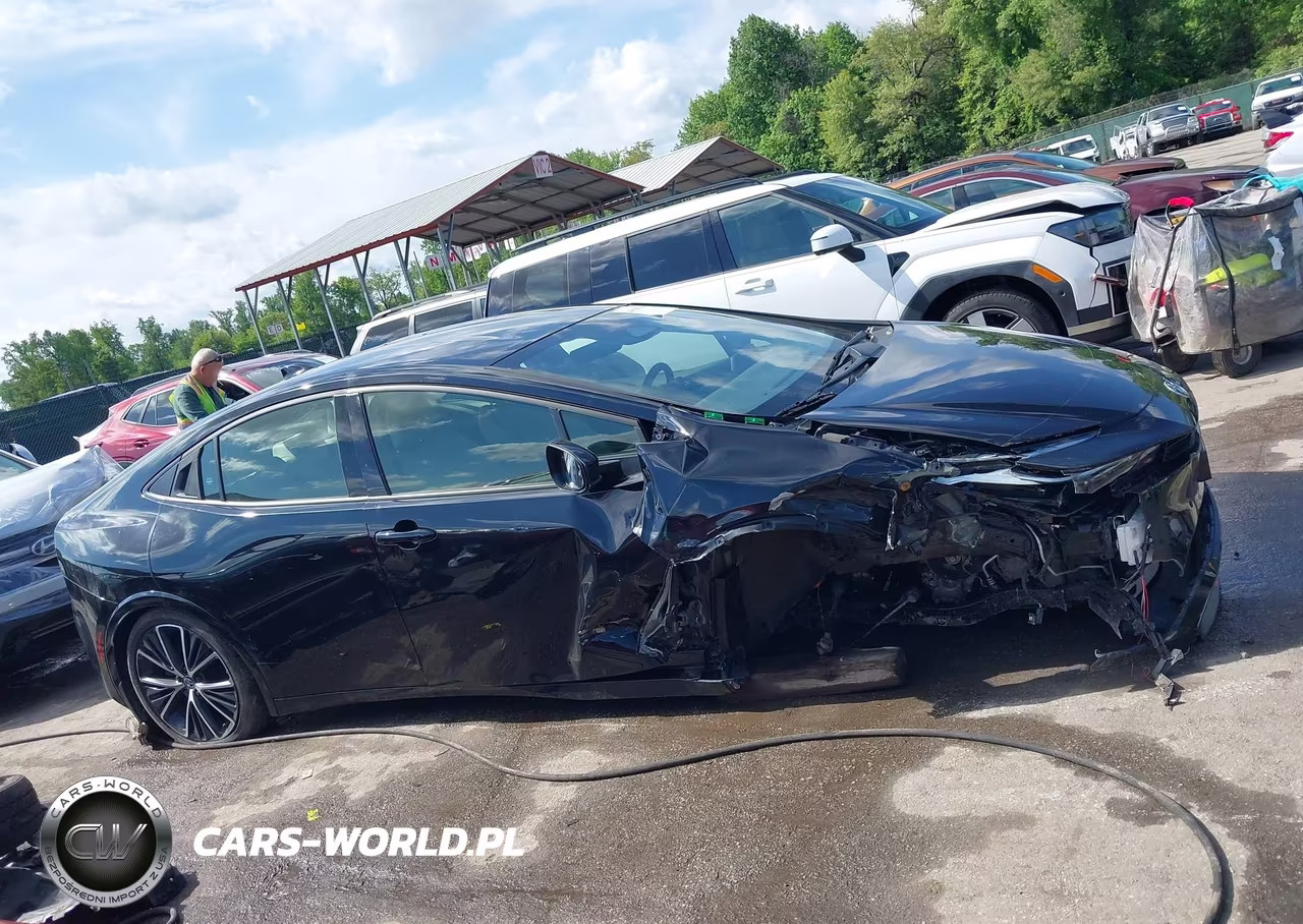 2023 Toyota Prius Xle Awd-E VIN:JTDADABU5P3005797 - 14