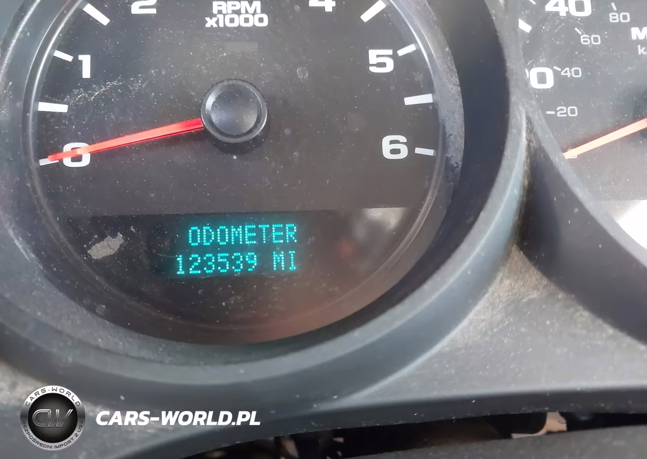 2010 Chevrolet Silverado 1500 Ls VIN:1GCSKREA0AZ241501 - 14