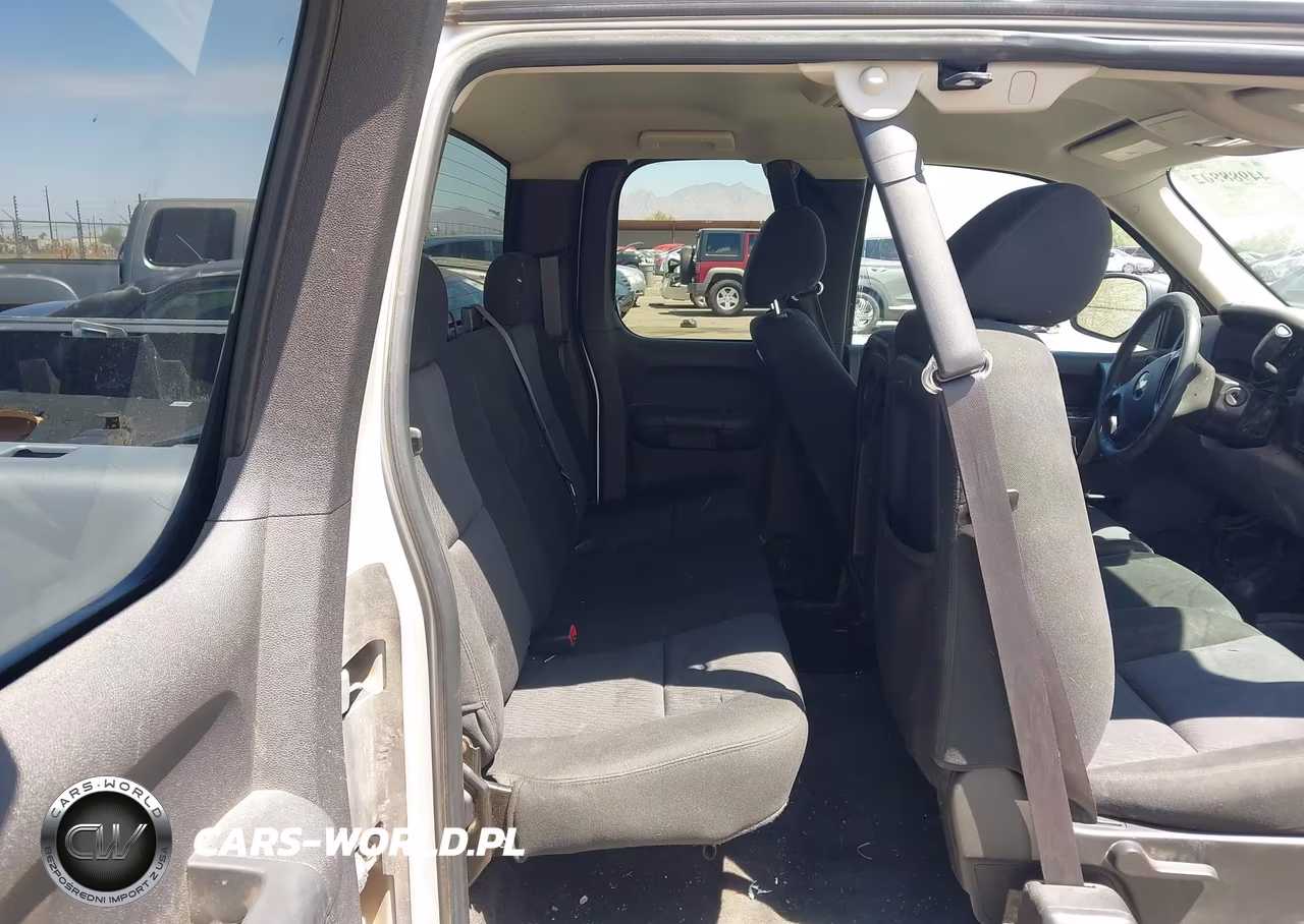 2010 Chevrolet Silverado 1500 Ls VIN:1GCSKREA0AZ241501 - 8