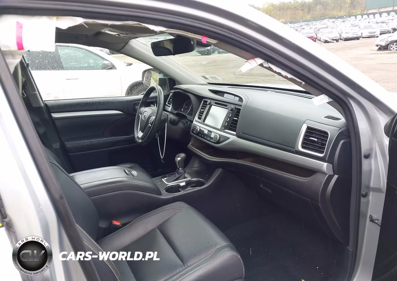 2018 Toyota Highlander Xle VIN:5TDJZRFH7JS485439 - 5