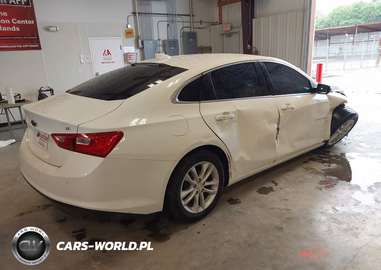 2017 Chevrolet Malibu 1Lt VIN:1G1ZE5STXHF127966 - 4