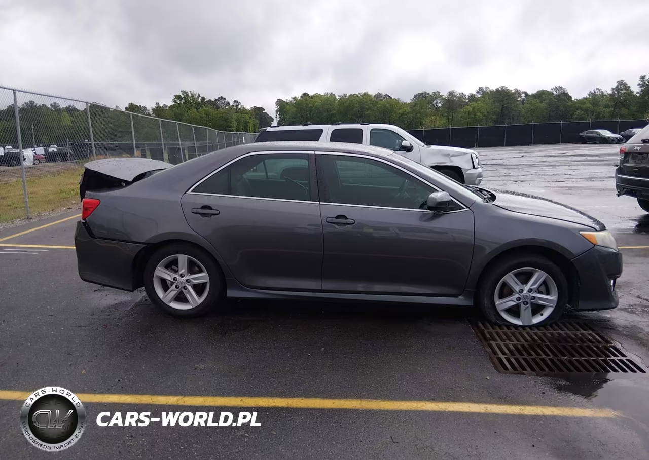 2014 Toyota Camry Se VIN:4T1BF1FK7EU358293 - 14