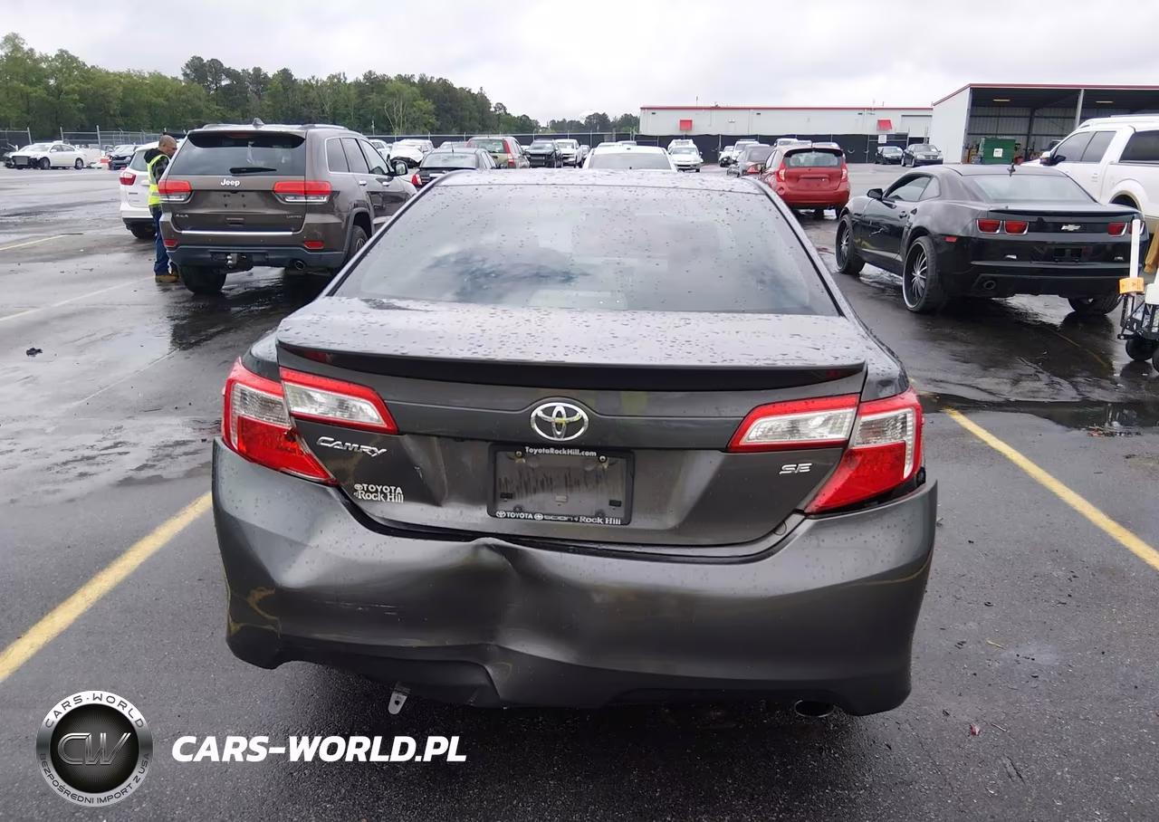 2014 Toyota Camry Se VIN:4T1BF1FK7EU358293 - 17