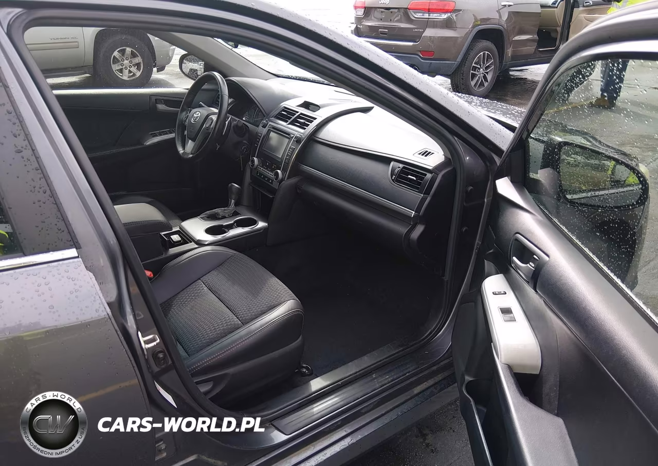 2014 Toyota Camry Se VIN:4T1BF1FK7EU358293 - 5
