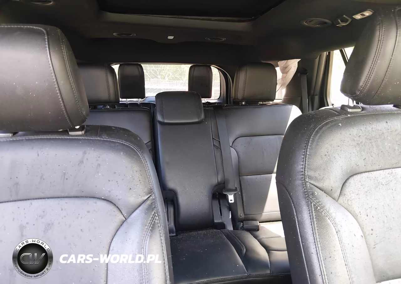 2018 Ford Explorer Xlt VIN:1FM5K8D86JGB55820 - 17