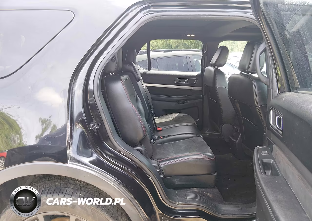 2019 Ford Explorer Xlt VIN:1FM5K8D85KGA02346 - 8