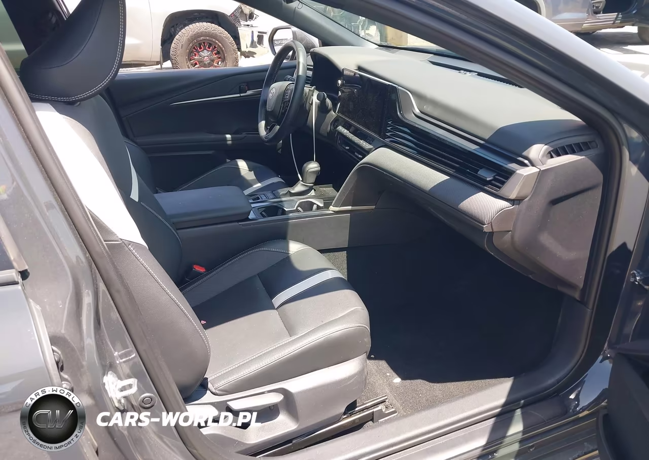 2025 Toyota Camry Se VIN:4T1DAACK7SU606422 - 5