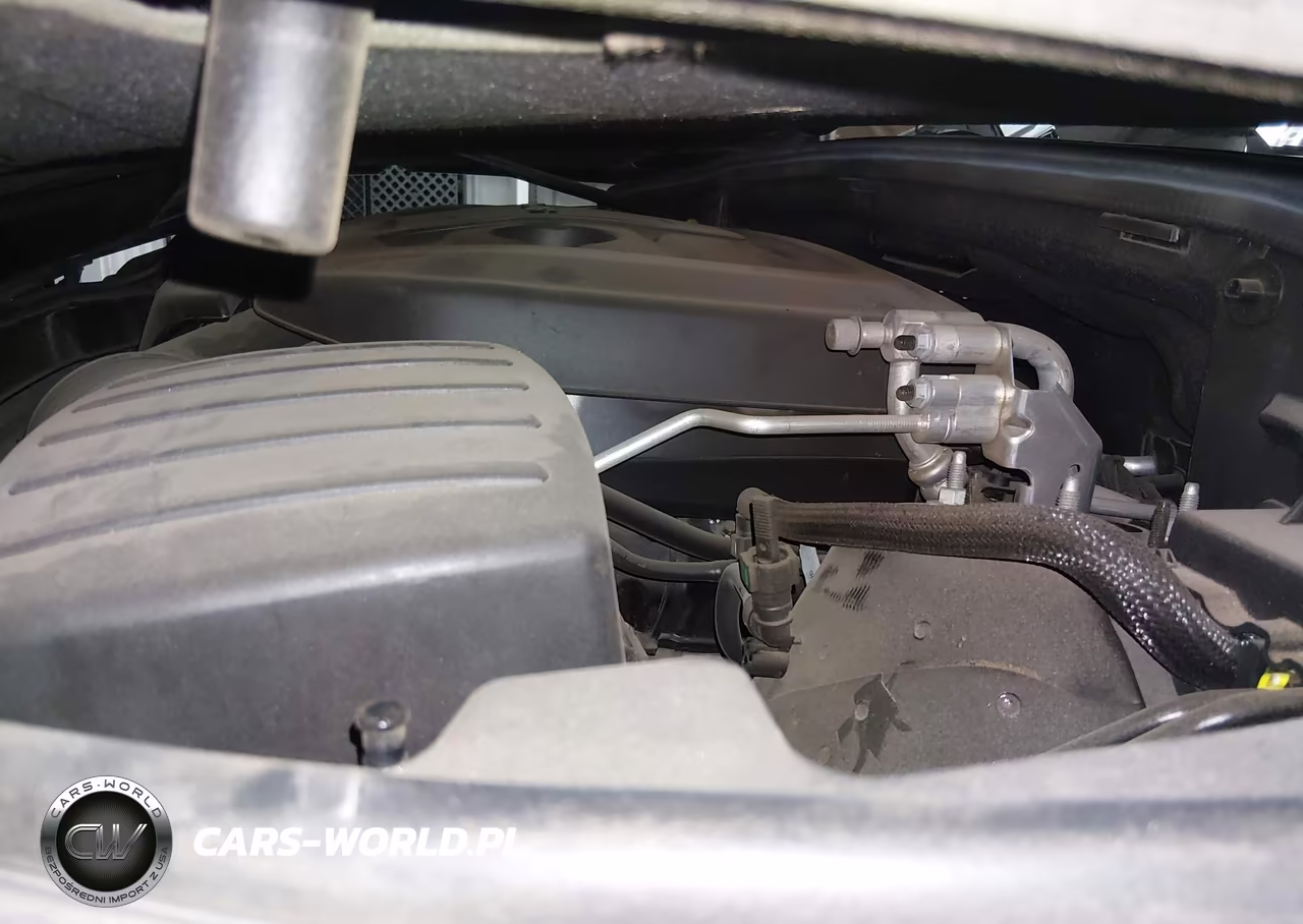 2018 Jeep Grand Cherokee Altitude 4X2 VIN:1C4RJEAG2JC512470 - 10