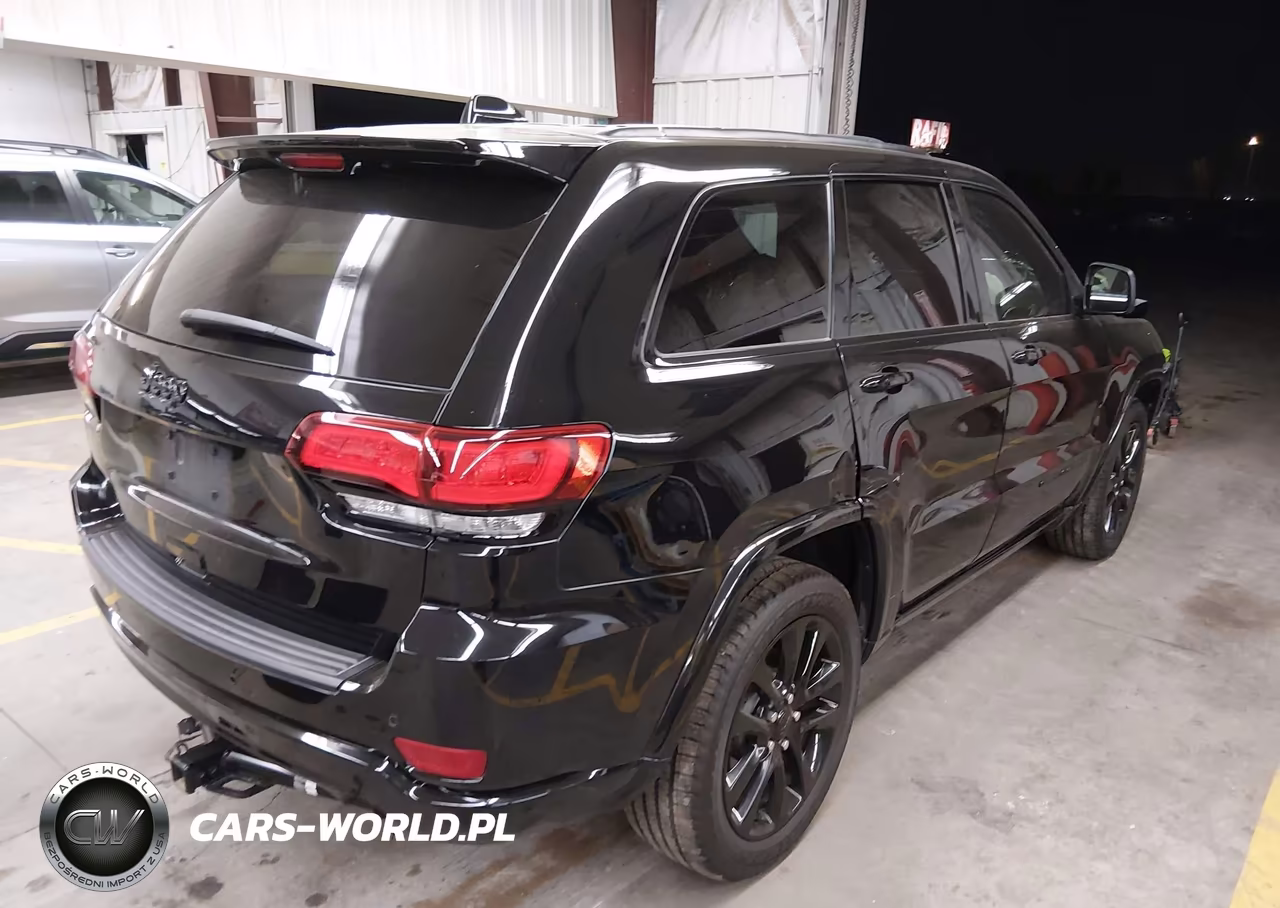 2018 Jeep Grand Cherokee Altitude 4X2 VIN:1C4RJEAG2JC512470 - 4