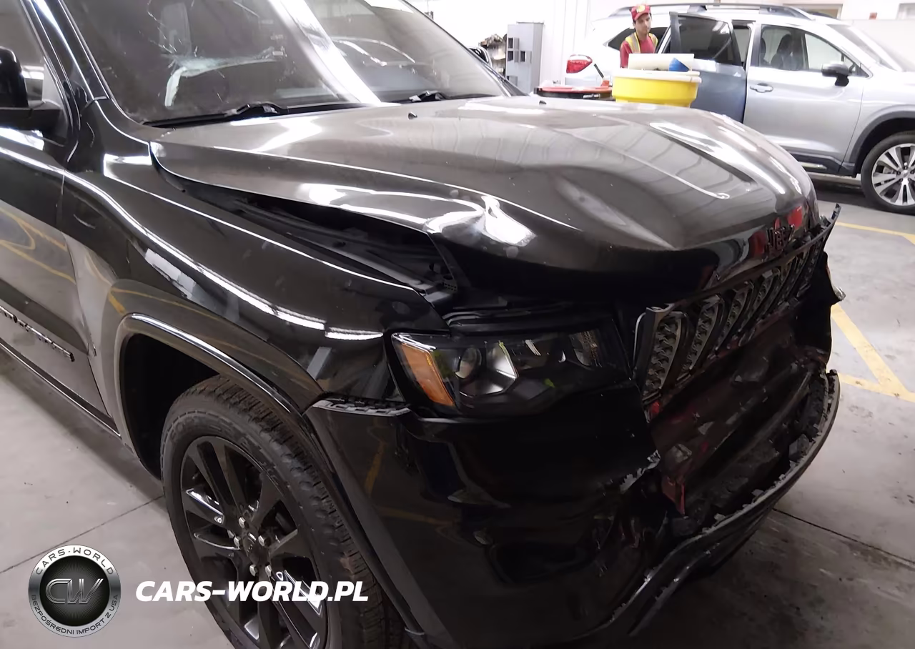 2018 Jeep Grand Cherokee Altitude 4X2 VIN:1C4RJEAG2JC512470 - 6