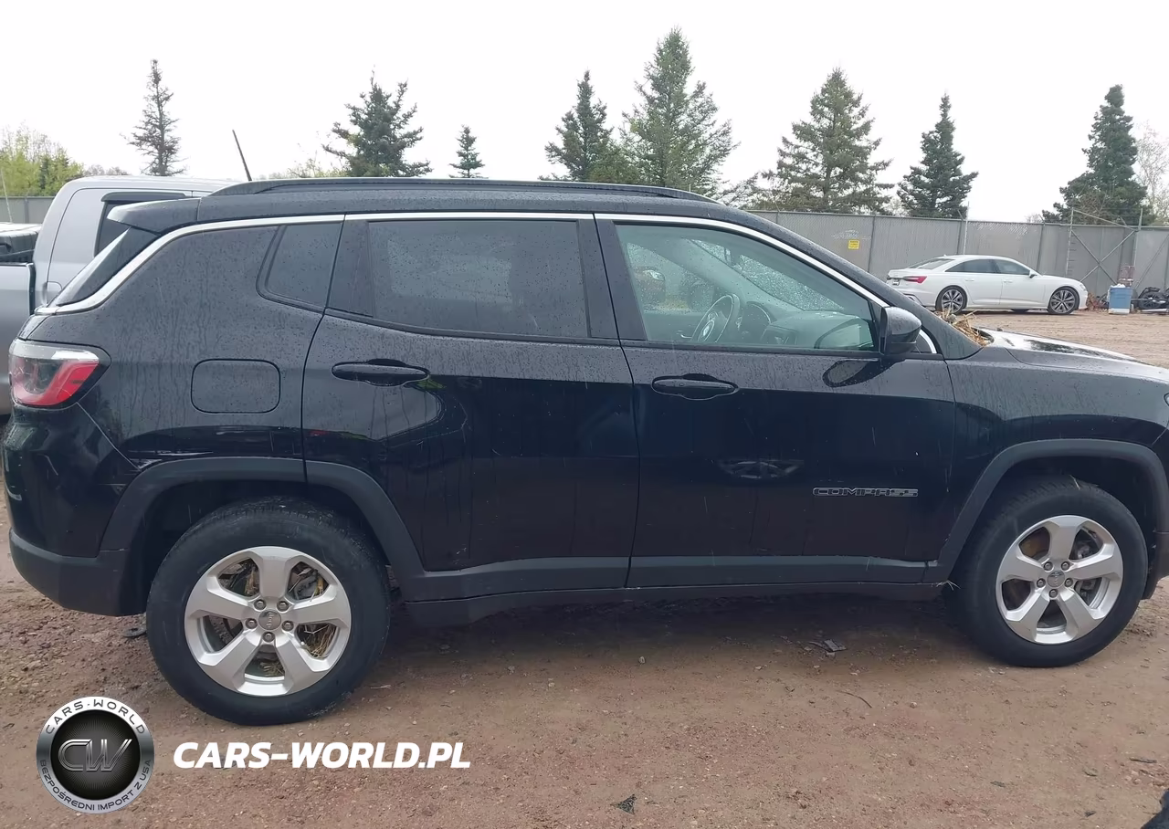2019 Jeep Compass Latitude 4X4 VIN:3C4NJDBB9KT849221 - 13
