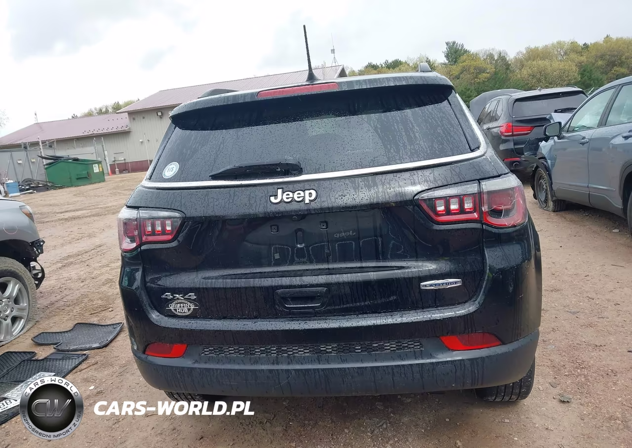 2019 Jeep Compass Latitude 4X4 VIN:3C4NJDBB9KT849221 - 16