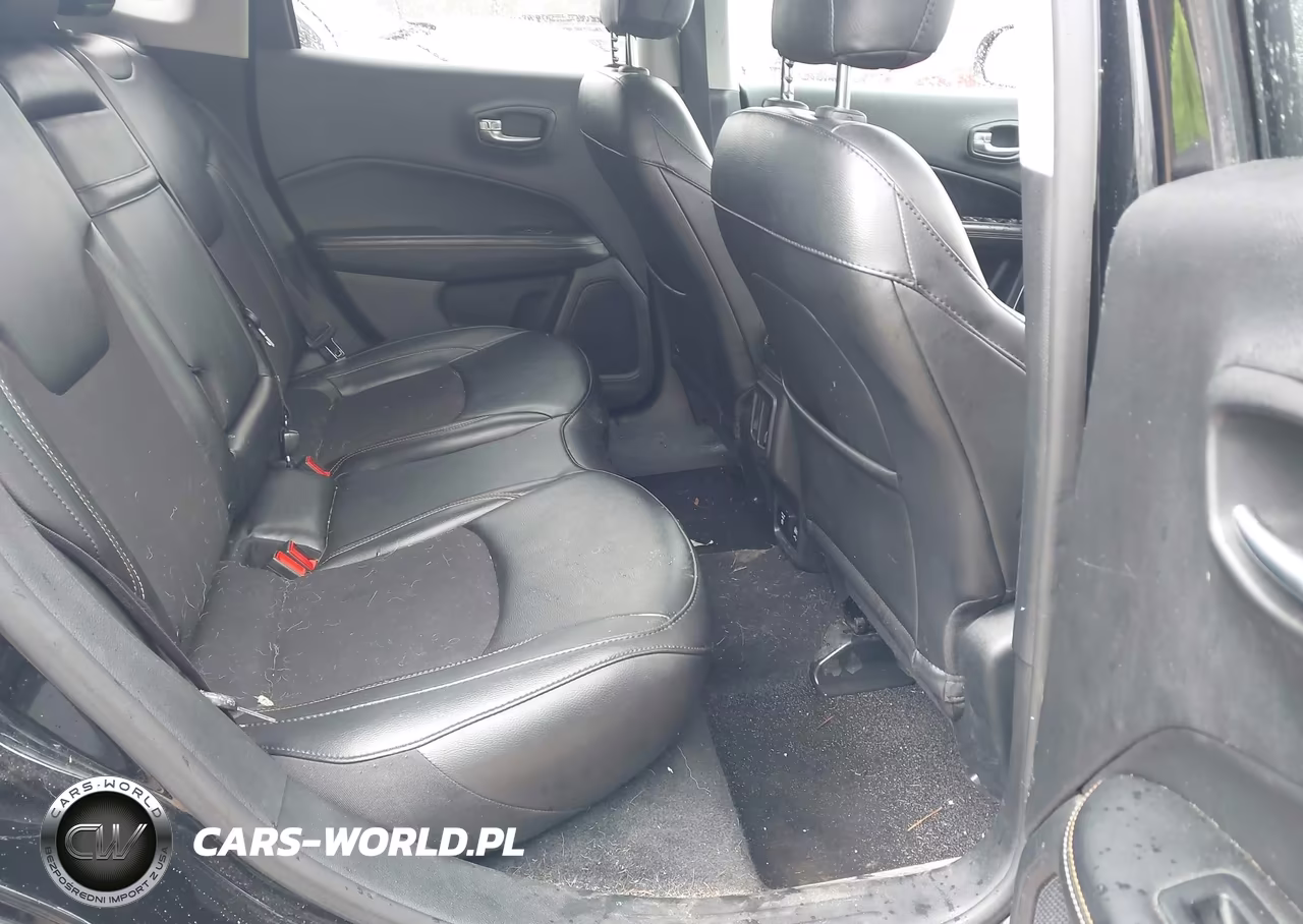 2019 Jeep Compass Latitude 4X4 VIN:3C4NJDBB9KT849221 - 8