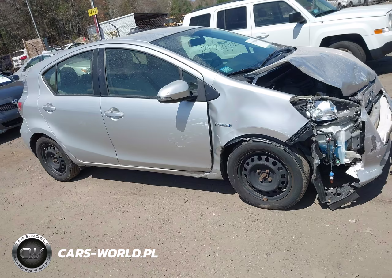 2014 Toyota Prius C One