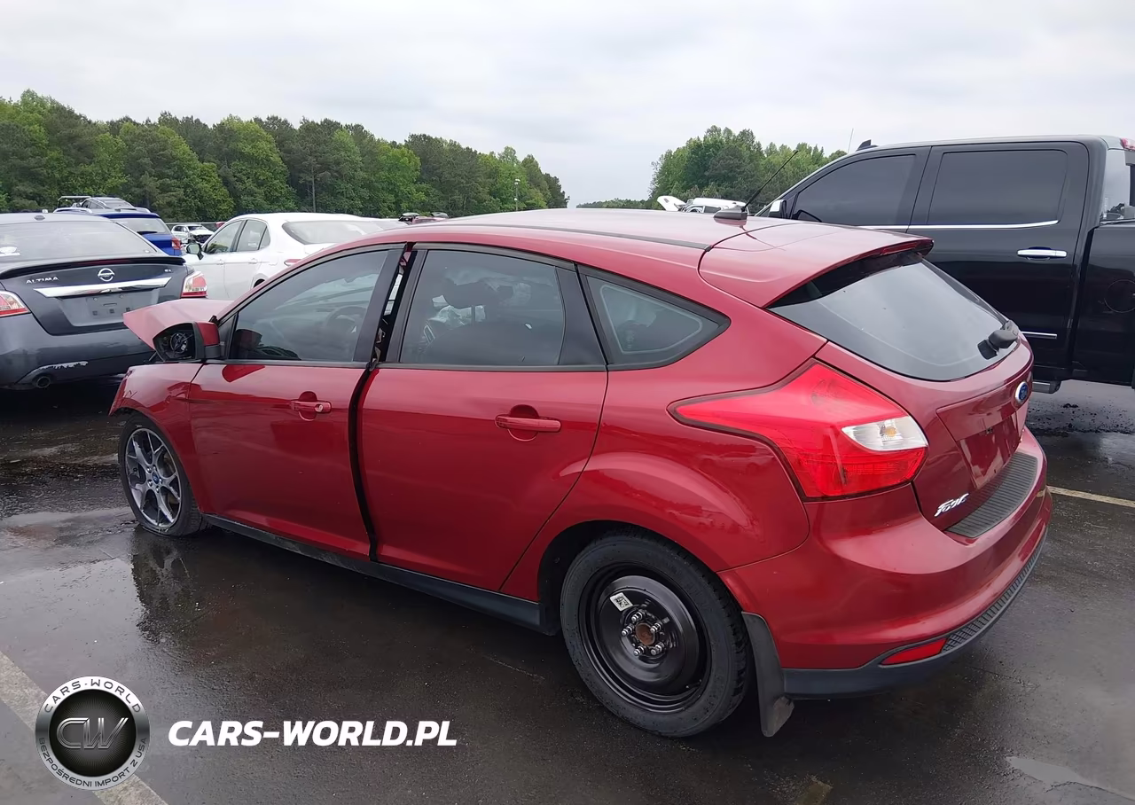 2013 Ford Focus Se VIN:1FADP3K2XDL174407 - 3